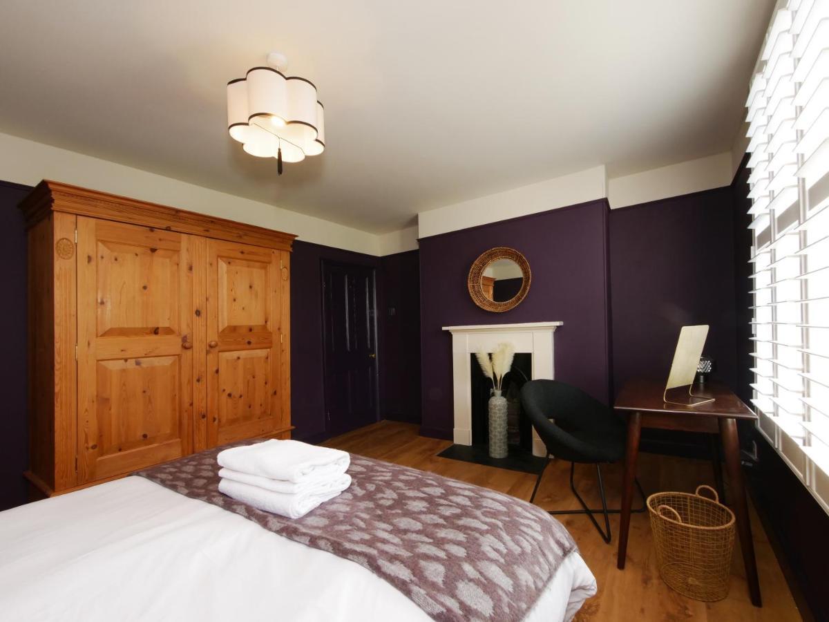 Bar Wall Cottage-City Wall Views-Sleeps 5 York Exterior photo